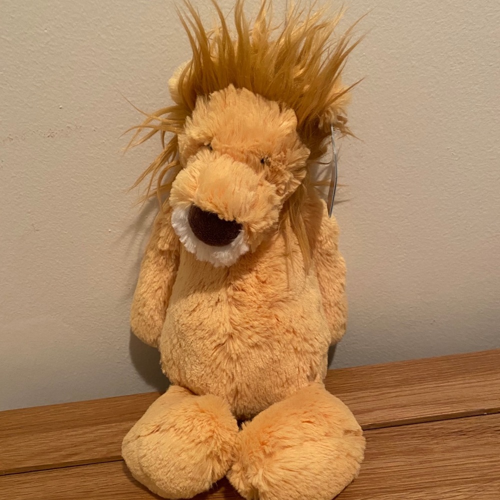 NWT Jellycat Medium Bashful Lion